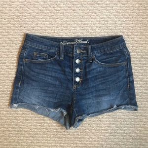 2/20💫HIGH RISE JEAN SHORTS- size 00